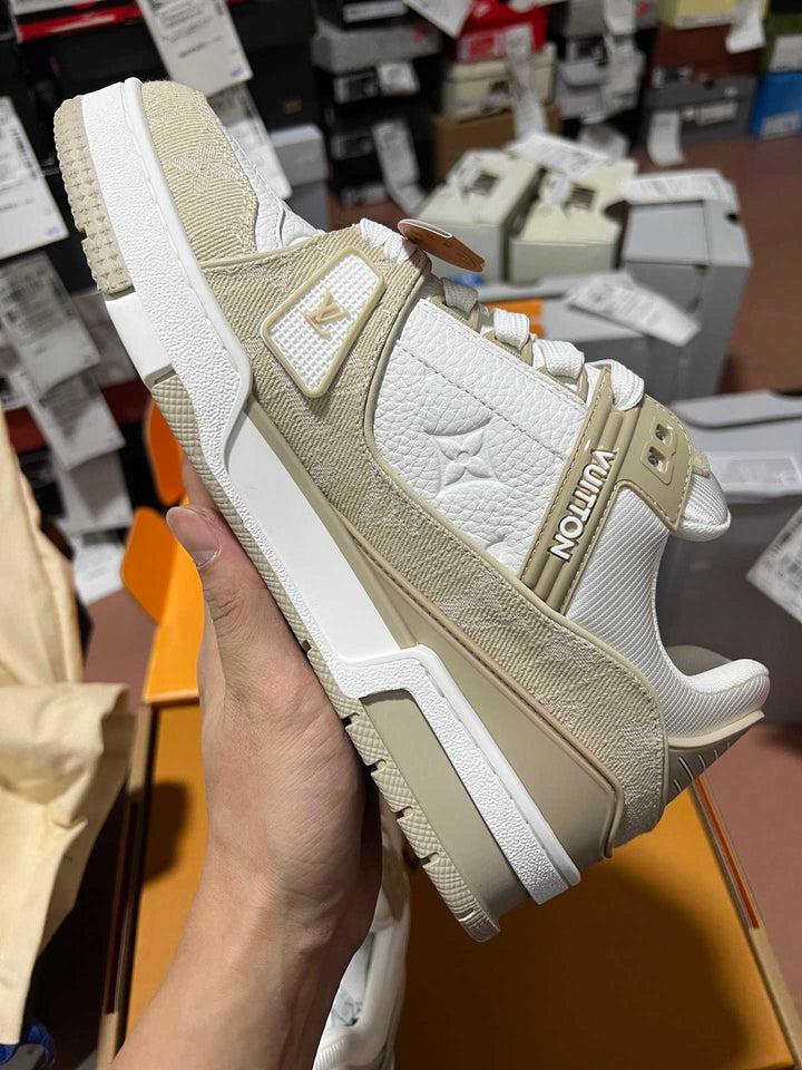 LV Trainer